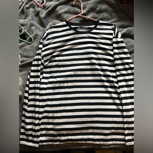 Hot Topic Striped White/Black Shirt | Size XL